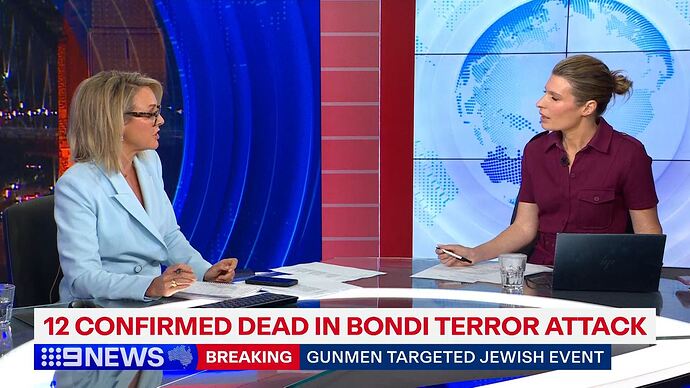 The_59th_Annual_Country_Music_Association_Awards_20251214_1409.ts_026500390