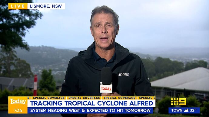 03-06_01-32-39_Channel 9_Channel 9.ts_018097705