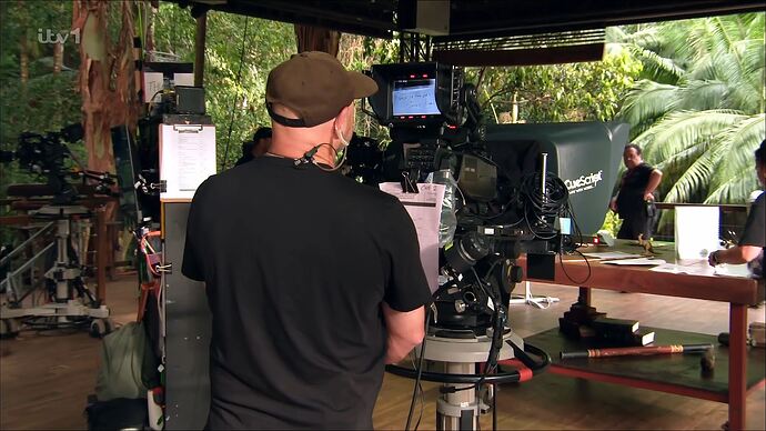 Celebrity23.mkv_000332967