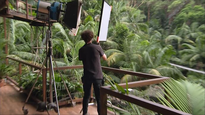 Celebrity23.mkv_000334262