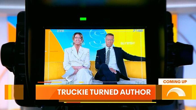 20251112014949.mp4_021970280