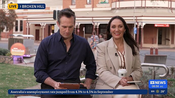 vlc-record-2025-10-17-01h14m08s-udp___127.0.0.1_5000-.ts_016843990