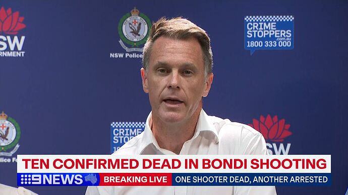 The_59th_Annual_Country_Music_Association_Awards_20251214_1409.ts_024687560