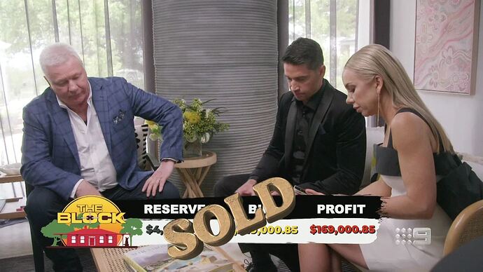 vlc-record-2022-11-06-19h22m12s-ch9-syd.m3u8-.mp4_001007716