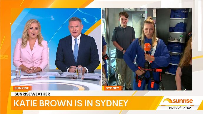 01-06_00-53-31_Seven Syd_Seven Syd.ts_017390207