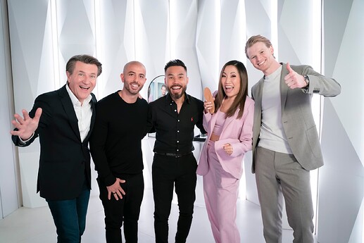 Shark Tank Australia - Robert, Sabri, Thien (STRYDA), Jane and Davie