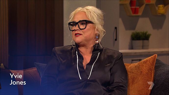 Off_The_Grid_With_Colin_And_Manu_20250924_2127.ts_003090776