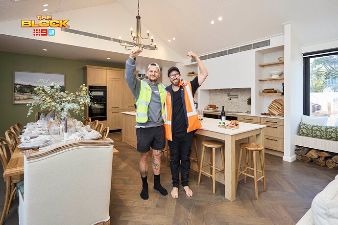 WATERMARKED_Copy of H5 RM7 Kitchen Robbie and Mat_007