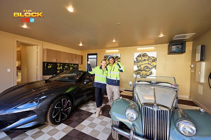 WATERMARKED_Copy of H3 RM9 LAUNDRY PANTRY MUDROOM and GARAGE Britt and Taz-005