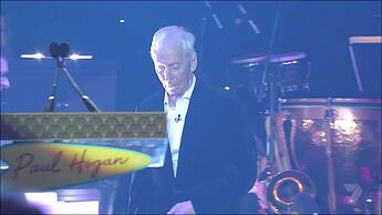 The Roast of Paul Hogan.ts_000217040