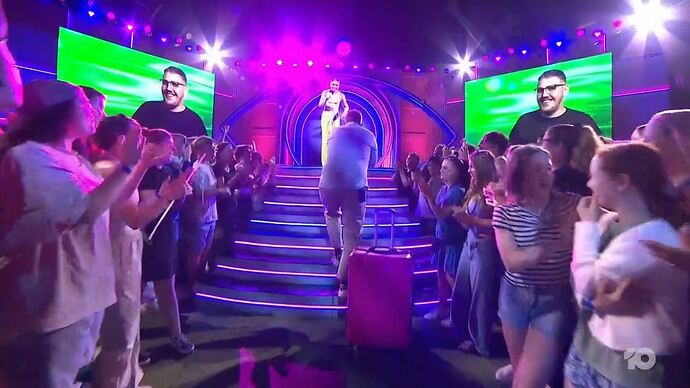 11-09_17-47-10_10 Melbourne_10 Melbourne.ts_001701231