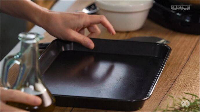 10_HD_20251028_0757.ts_015349300