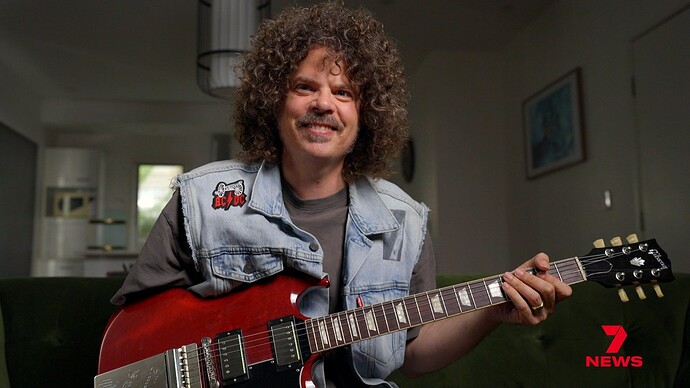 7NEWS - Wolfmother frontman Andrew Stockdale