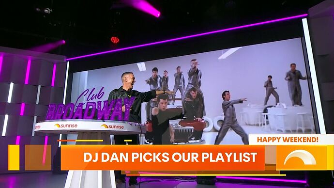 Weekend_Sunrise_20251115_0755.ts_000003666