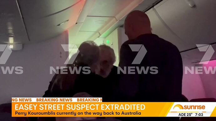 12-02_23-28-53_Seven Syd_Seven Syd.ts_023687187