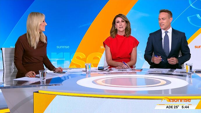 Gatecrashers_20251114_0038.ts_018344557