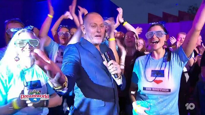 11-09_17-56-29_10 Syd HD_10 Syd HD.ts_000351529