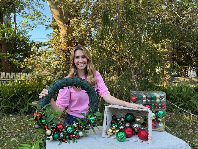 Juliet helps you get festive with outdoor decorations