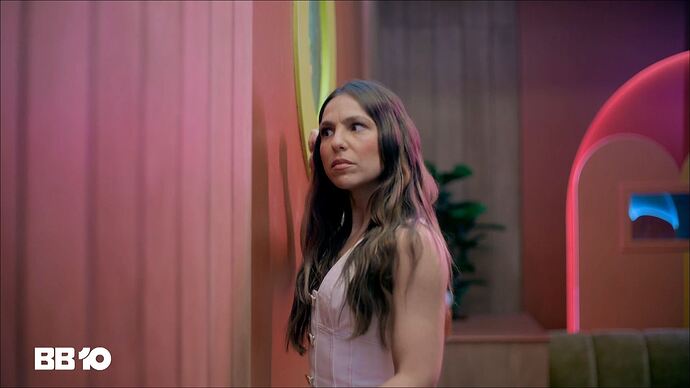 10_News+_20251029_1831.ts_007680098