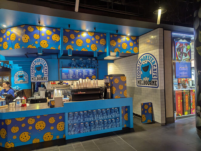 PXL_20251207_224138876