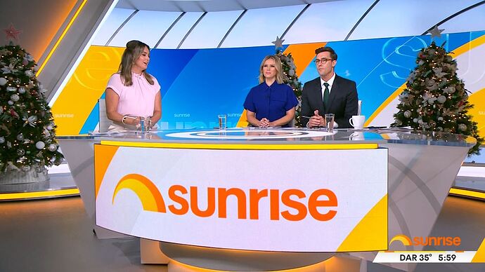 01-02_01-36-29_Seven Syd_Seven Syd.ts_012246726