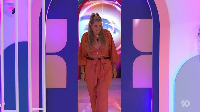 11-09_17-47-10_10 Melbourne_10 Melbourne.ts_001433652