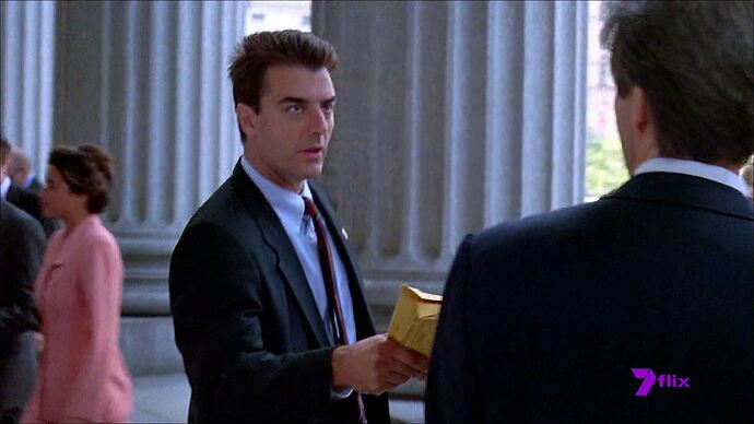 20251013234341.mp4_022436864