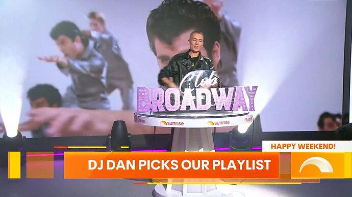 Weekend_Sunrise_20251115_0755.ts_000009805