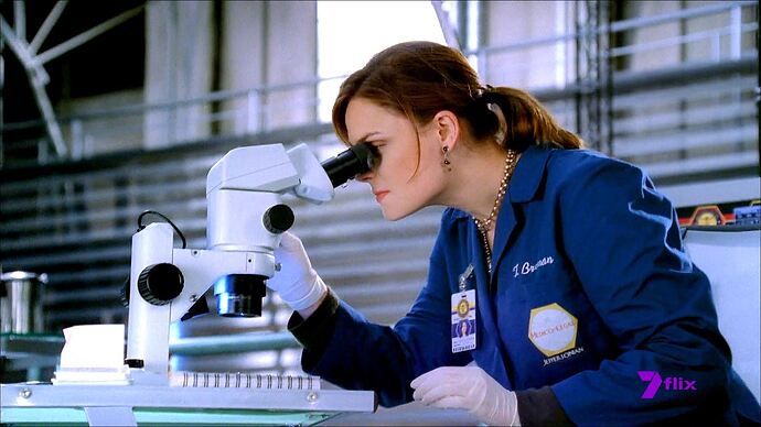 20251013234341.mp4_022442198