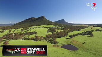 The_Stawell_Gift_20210405_1213.ts_003711365