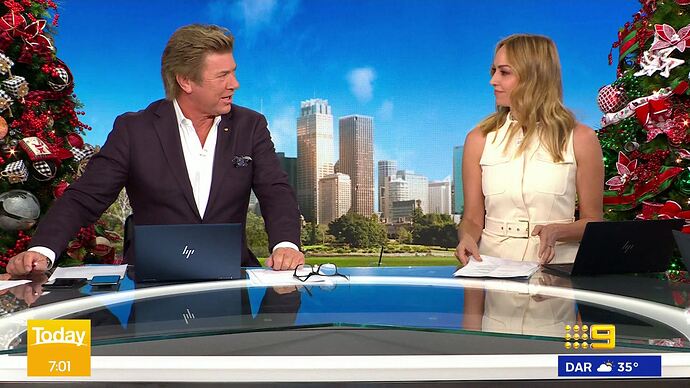 Bondi_Lifeguard_World_Adventures_20211219_0155.ts_018392653