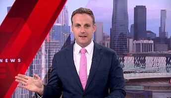 vlcsnap-2023-12-24-19h01m08s924