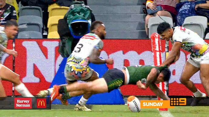 02-11_17-42-53_TCN9_TCN9.ts_005576458