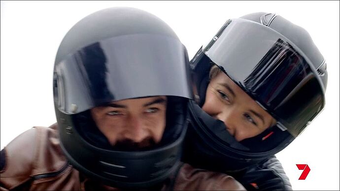 07-12_19-11-18_Seven_Seven.ts_002546957