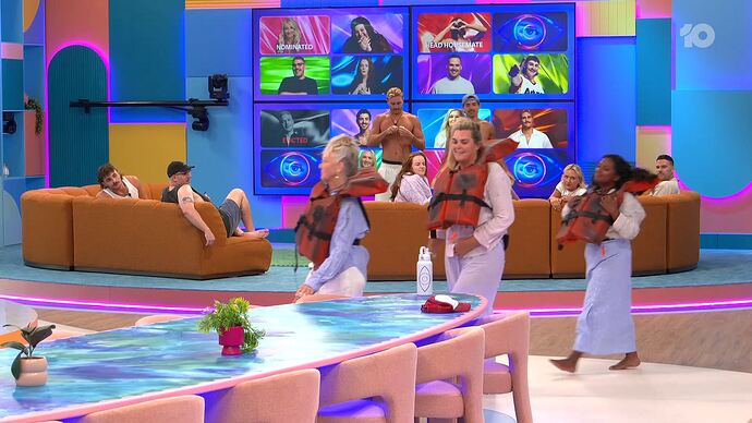 11-21_14-55-46_Big Brother Live Stream_Big Brother Live Stream.ts_002401446