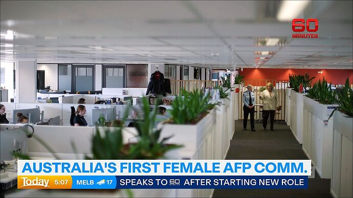 10-13_03-55-36_Channel 9 Melbourne_Channel 9 Melbourne.ts_000749124