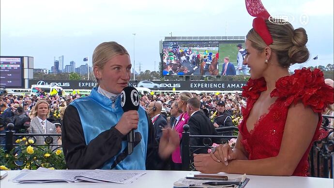 11-04_13-24-24_9 Syd_9 Syd.ts_003108062