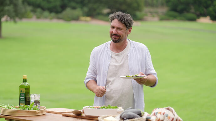 COLIN - EGGPLANT PARMI - EP16.PNG