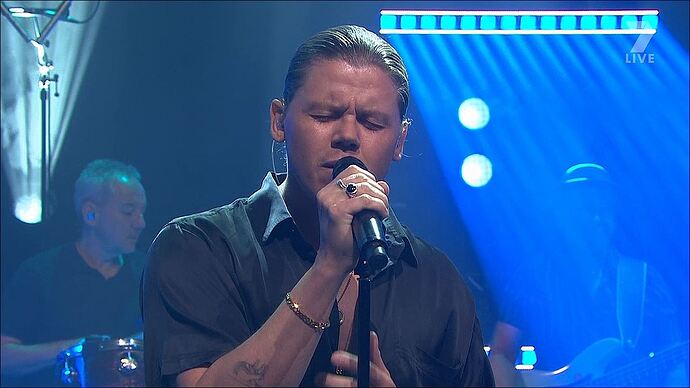 03-29_16-19-34_Seven_Seven.ts_007887095