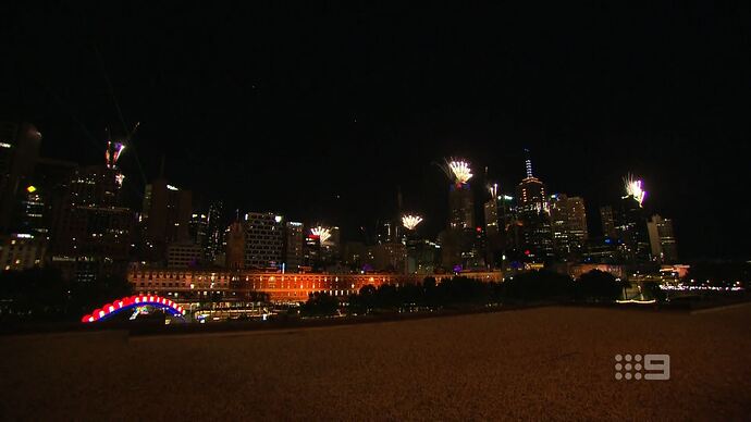 12-31_16-05-08_Channel 9 Melb_Channel 9 Melb.ts_024943439