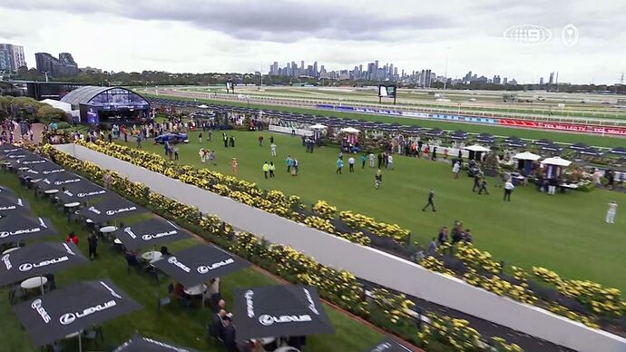 11-04_07-49-19_9 Syd_9 Syd.ts_004564970