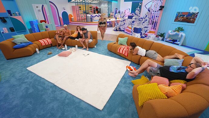 12-03_09-14-47_Big Brother Live Stream_Big Brother Live Stream.ts_021337405