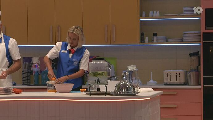 11-25_07-38-38__002408000