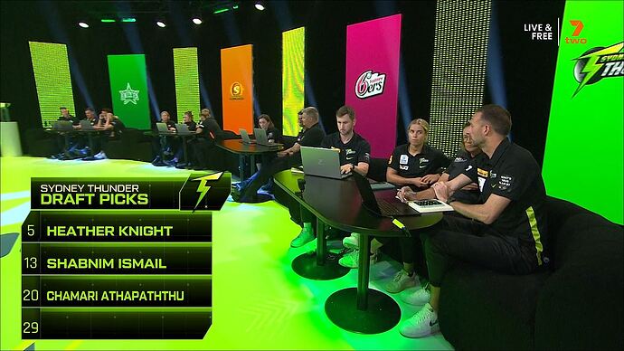 09-01_16-14-08_7two_7two.ts_000002914