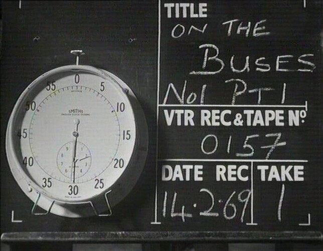 On.The.Buses.S01E01.iNTERNAL.DVDRip.x264-TABULARiA_snapshot_00.00.612