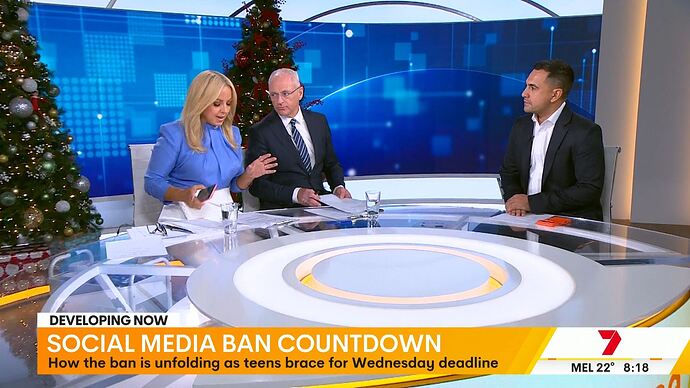 20251206041933.mp4_014309050