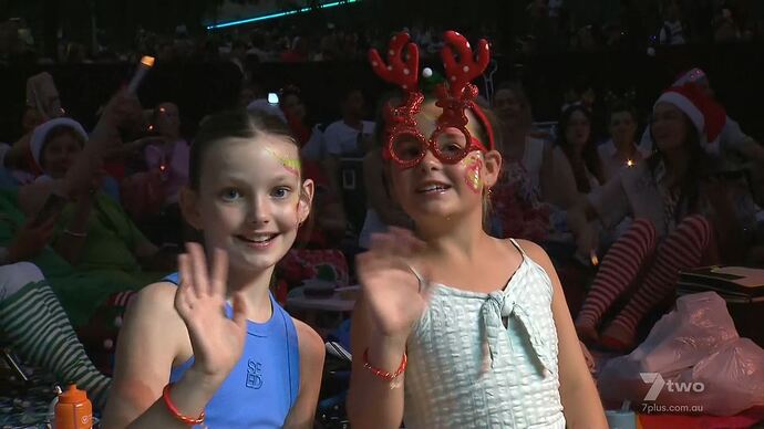 12-15_18-21-30_7two_7two.ts_001423028