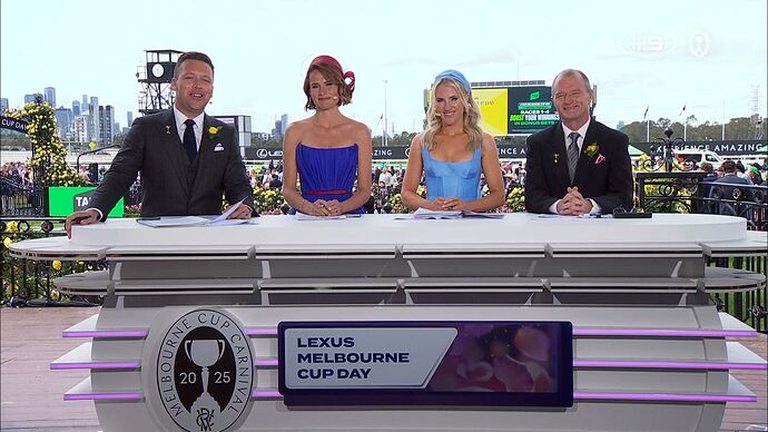 11-04_07-49-19_9 Syd_9 Syd.ts_008254551