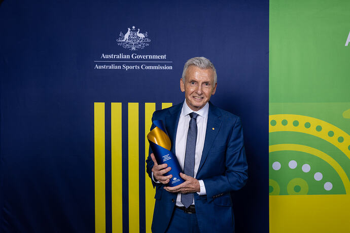 McAvaney claims Best Sport Coverage by an Individual at ASC Media Awards