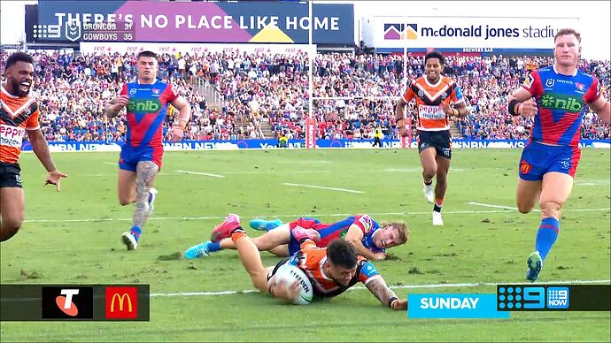 04-10_22-23-59_Channel 9 Sydney_Channel 9 Sydney.ts_000249682